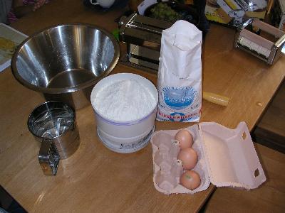 3 Eier, 375g Mehl
