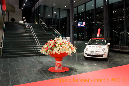 20100206_wko-ball_bl#882C41