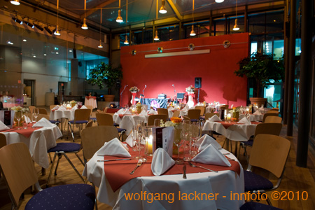 20100206_wko-ball_bl#882C44