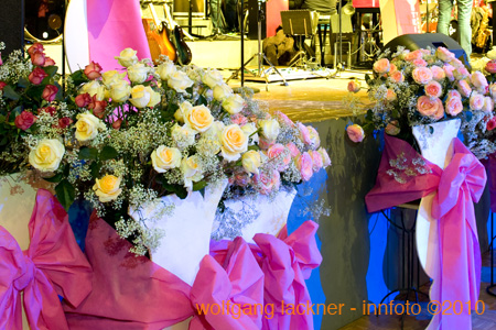 20100206_wko-ball_bl#882C48