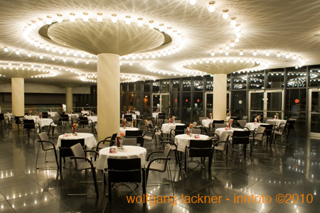 20100206_wko-ball_bl#882C55