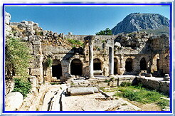 Korinth Peirene Quelle
