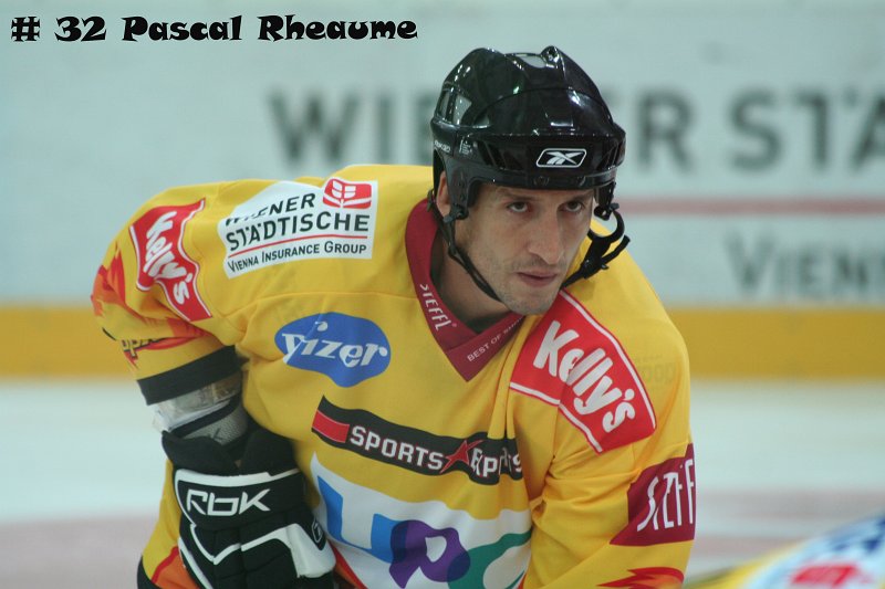 # 32 Pascal Rheaume Stanley Cup Sieger 2003.jpg