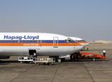 Hapag Lloyd D-AHFX B737-800WL