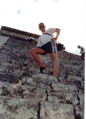 Herbert auf Pyramide