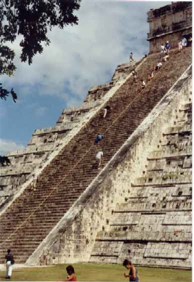 Kletterei auf der Pyramide