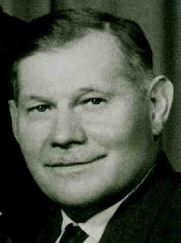 K�RM�NDI J�zsef