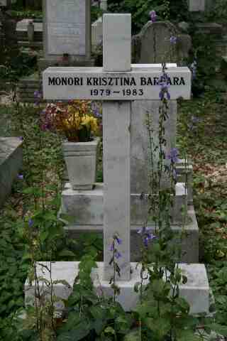 Monori Krisztina gy�szjelent�se �s s�rja