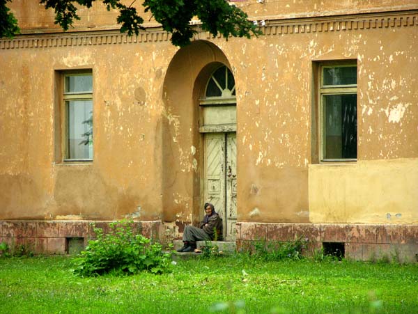 0011frauvorhaus