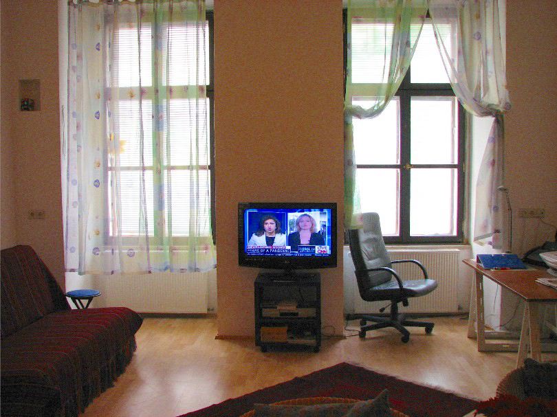 apartment studio position in the town