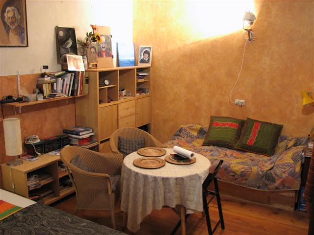 studio rental apartment pictures