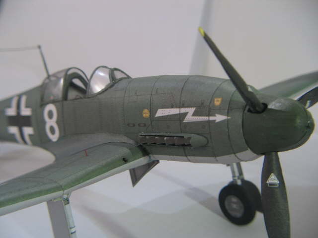 Heinkel HE 100 - fertig!