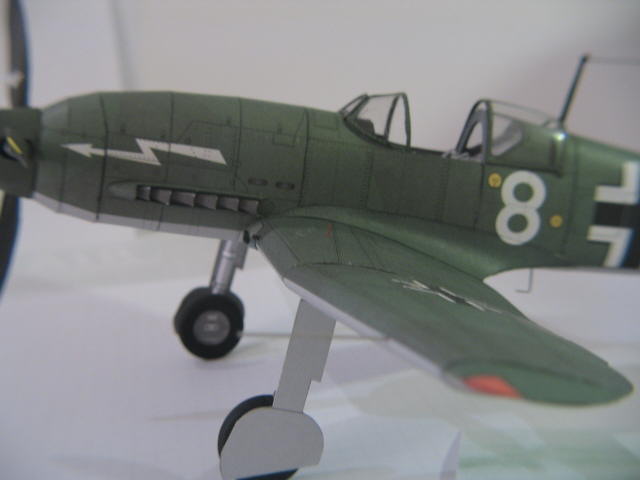 Heinkel HE 100 - fertig!