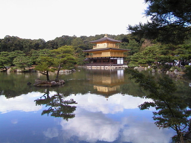 100-GinkakujiTemple.jpg 