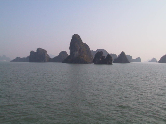 430-HalongBay.jpg 