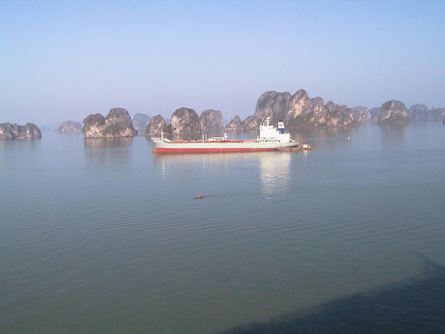 479-HalongBay.jpg 