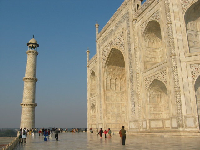 096-TajMahal.jpg 