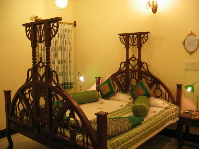 182-JaipurHotel.jpg 