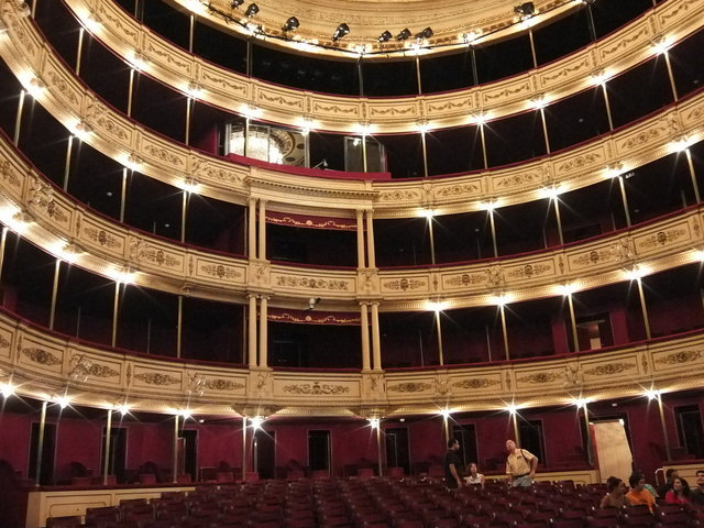 0385-TeatroSolis.jpg 