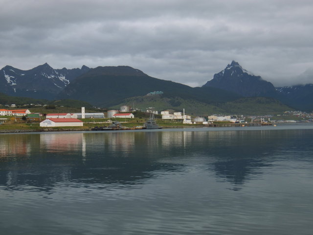 0701-Ushuaia.jpg 