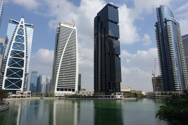 0495-JumeirahLakeTowers.jpg 