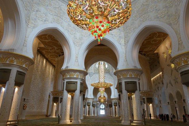 1116-SheikZayedGrandMosque.jpg 