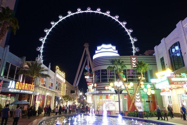 1111-HighRoller.jpg 