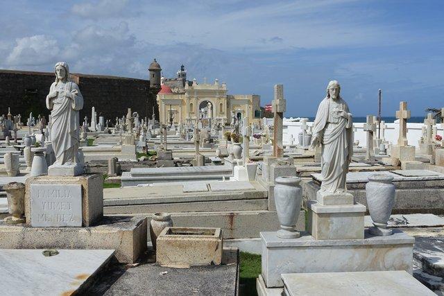 0573-Cementerio.jpg 