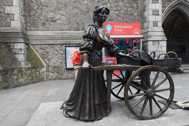 0038-MollyMalone.jpg 