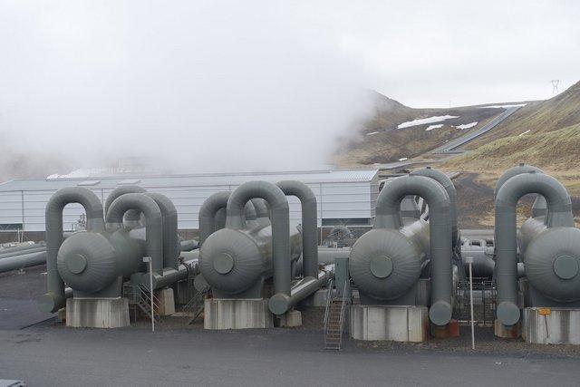 0449-HellisheioiGeothermal.jpg 