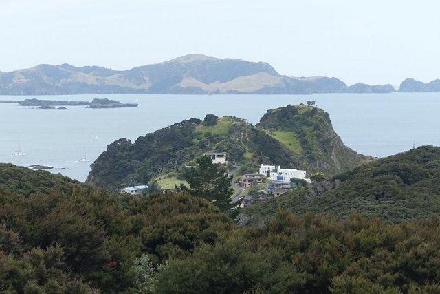 0426-BayOfIslands.jpg 