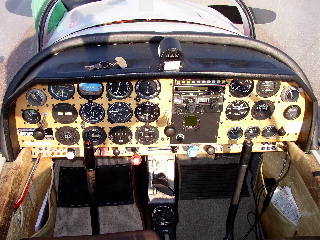 Pierre Robin DR 48 Cockpit