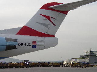 Fokker 100 OE-LVA "Riga"