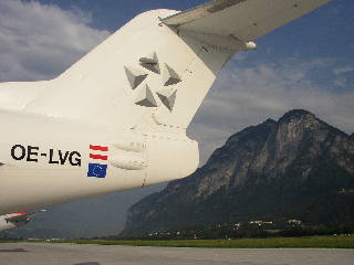Fokker 100 OE-LVG "Krakow"