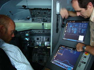 AAA - Austrian Aviation Academy Fokker70/100 Simulator