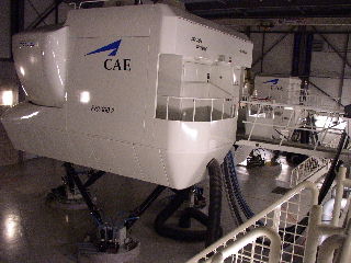 F70 Simulator von Aussen