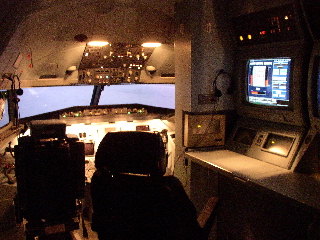 F70/100 Simulator von Innen