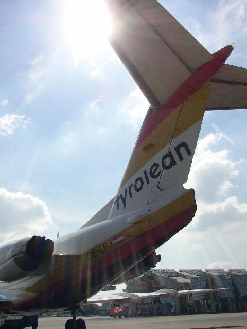 Fokker 70 OE-LFJ