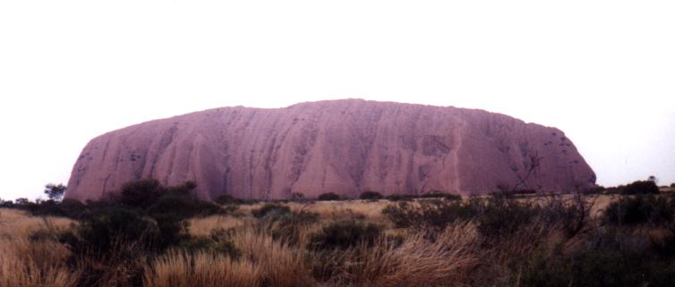 Ayers Rock.JPG (23787 Byte)