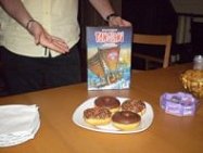 Tongiaki & Donuts