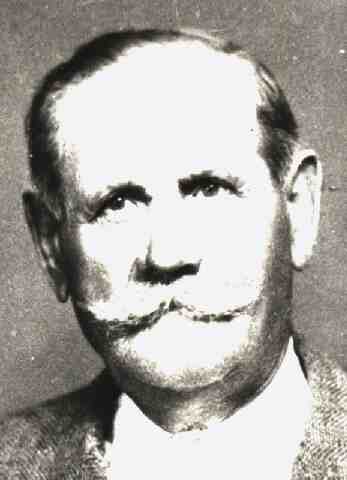 K�RM�NDI Andr�s id.