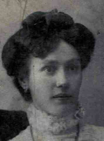 NIEDERMAYER Erzs�bet